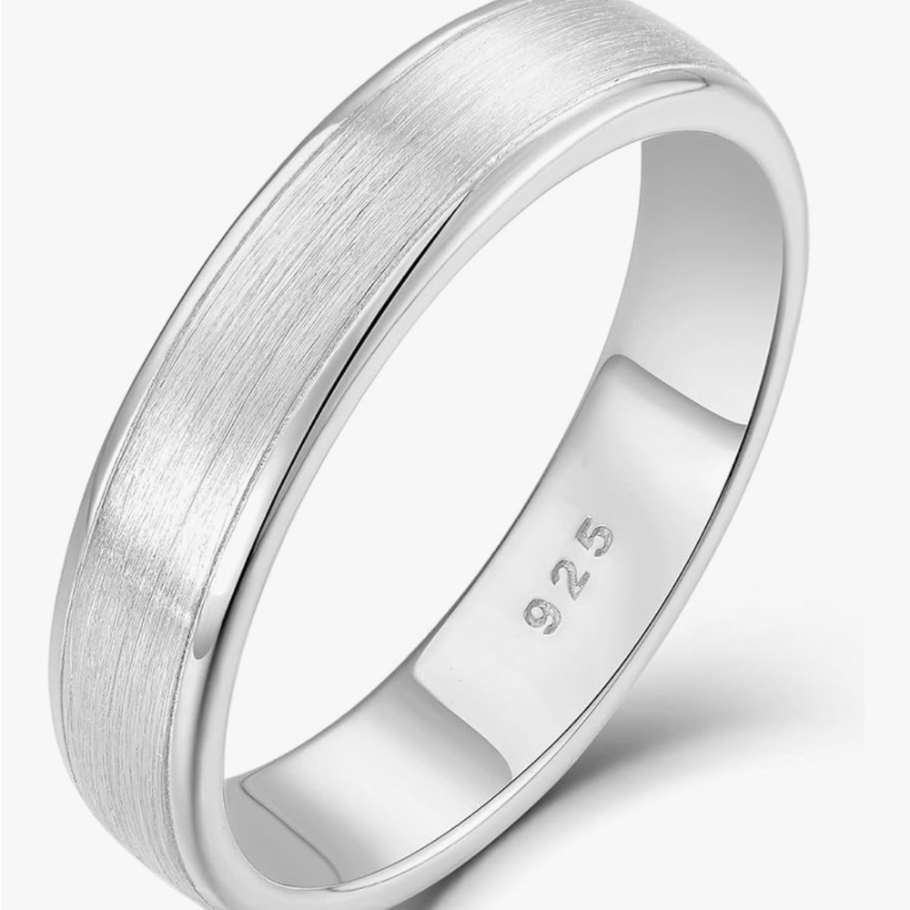 Men’s Silver Band Ring